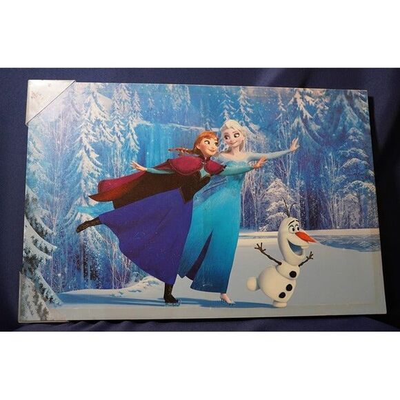 Frozen 24" W x 16" H Disney Canvas‎ Artwork -SCUFFS, DISCOLORATION - Picture 1 of 6